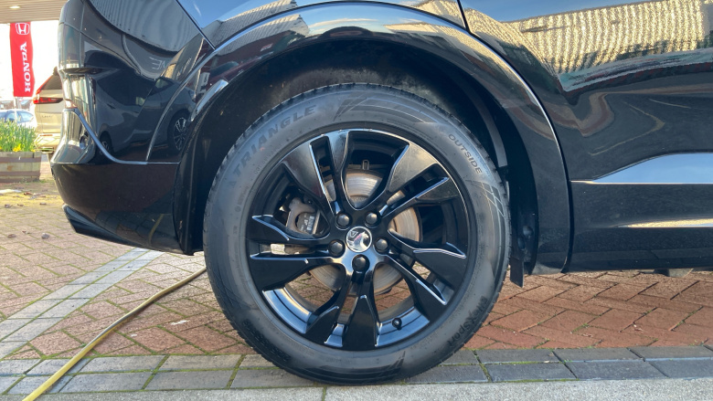 Vauxhall Grandland 1.6 Hybrid GS Line 5dr Auto Hatchback